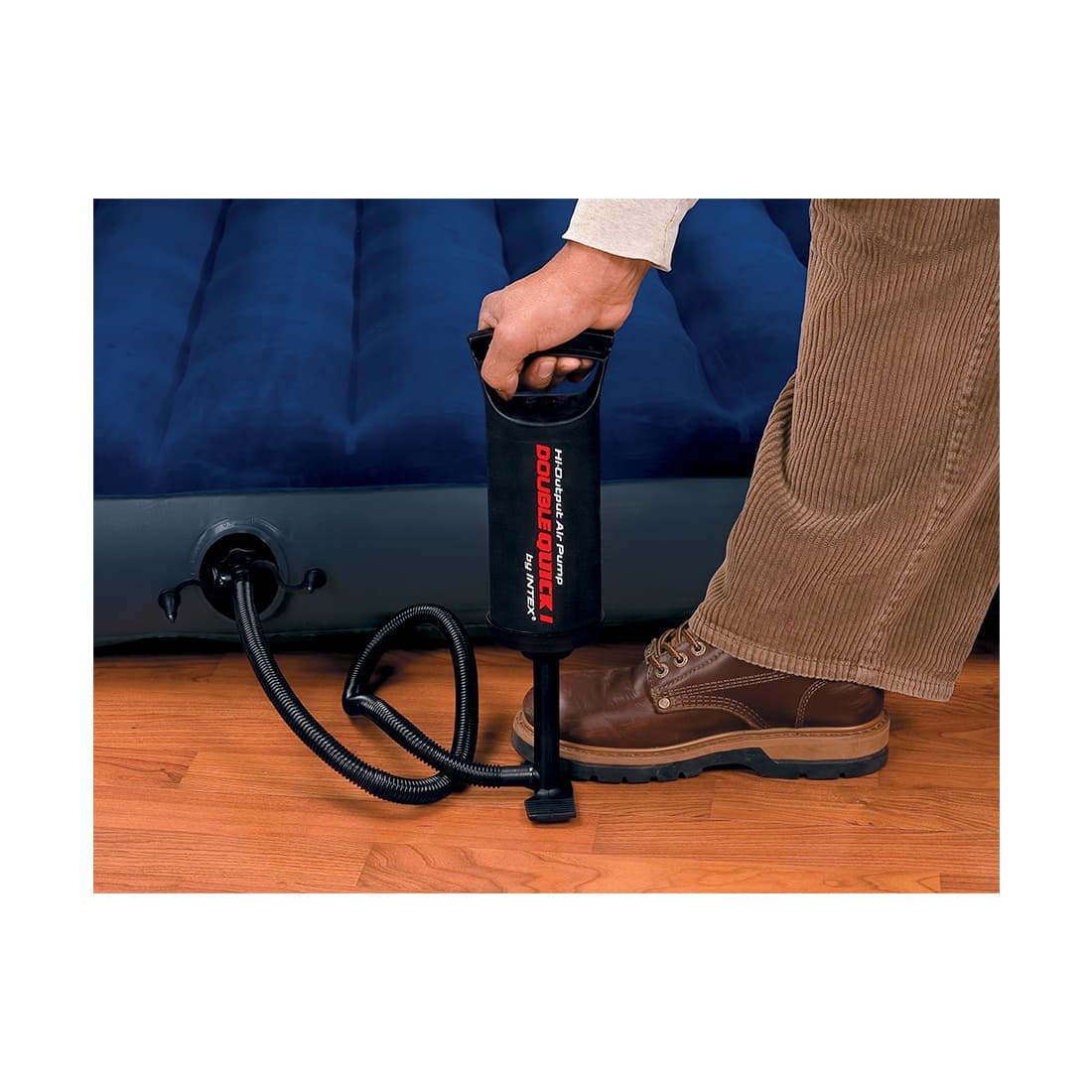 Насос ручной Double Quick I Hand Pump 29 см., INTEX, 68612, Пластик, Шланг 0.8м., 3 насадки, Объем камеры 0.9 л., Черный, Цветная коробка