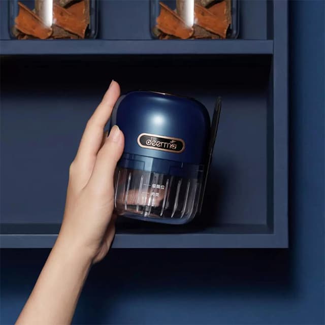 Беспроводной измельчитель, Deerma, JS100, Беспроводной и компактный, 28000 об/мин, Объем чаши 150 мл, Емкость аккумулятора 1500 мАч, Зарядка через USB-Type C, Время зарядки до 2 часов, 30 циклов работы от одного заряда, Контроль степени измельчения, ABS-пластик