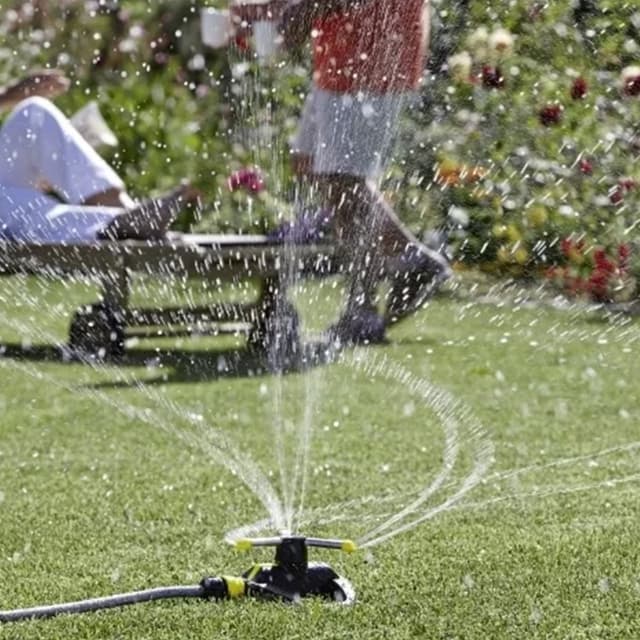 Вращающийся разбрыгиватель, KARCHER, RS 130/3 2.645-019.0, Зона орошения: при 2 барах диаметр полива 11 м, площадь полива 95 м. при 4 барах диаметр полива 13 м, площадь полива 133 м