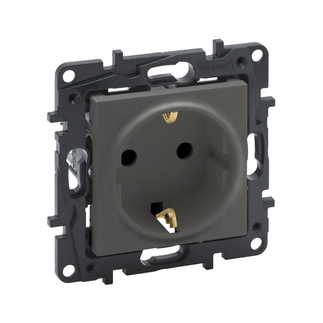 Розетка 2К+З, Legrand Niloe Step, 863421, 16А 250 В винт. Кл. Сталь