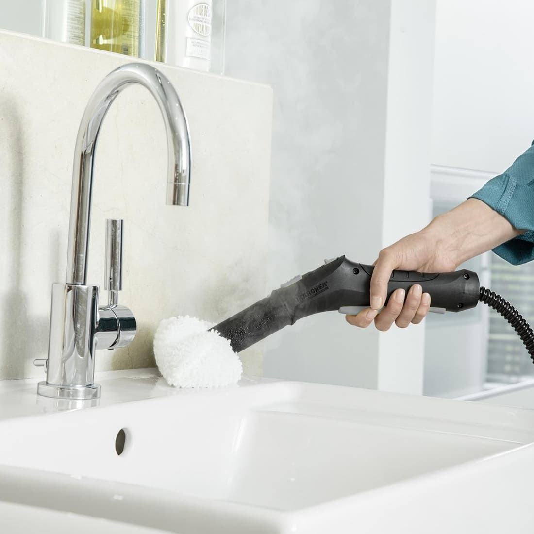 Пароочиститель с утюгом, KARCHER, SC 4 EasyFix Premium Iron (white) 1.512-489.0, объём заливаемой воды 0,8 л., мощность нагревателя 2000 Вт